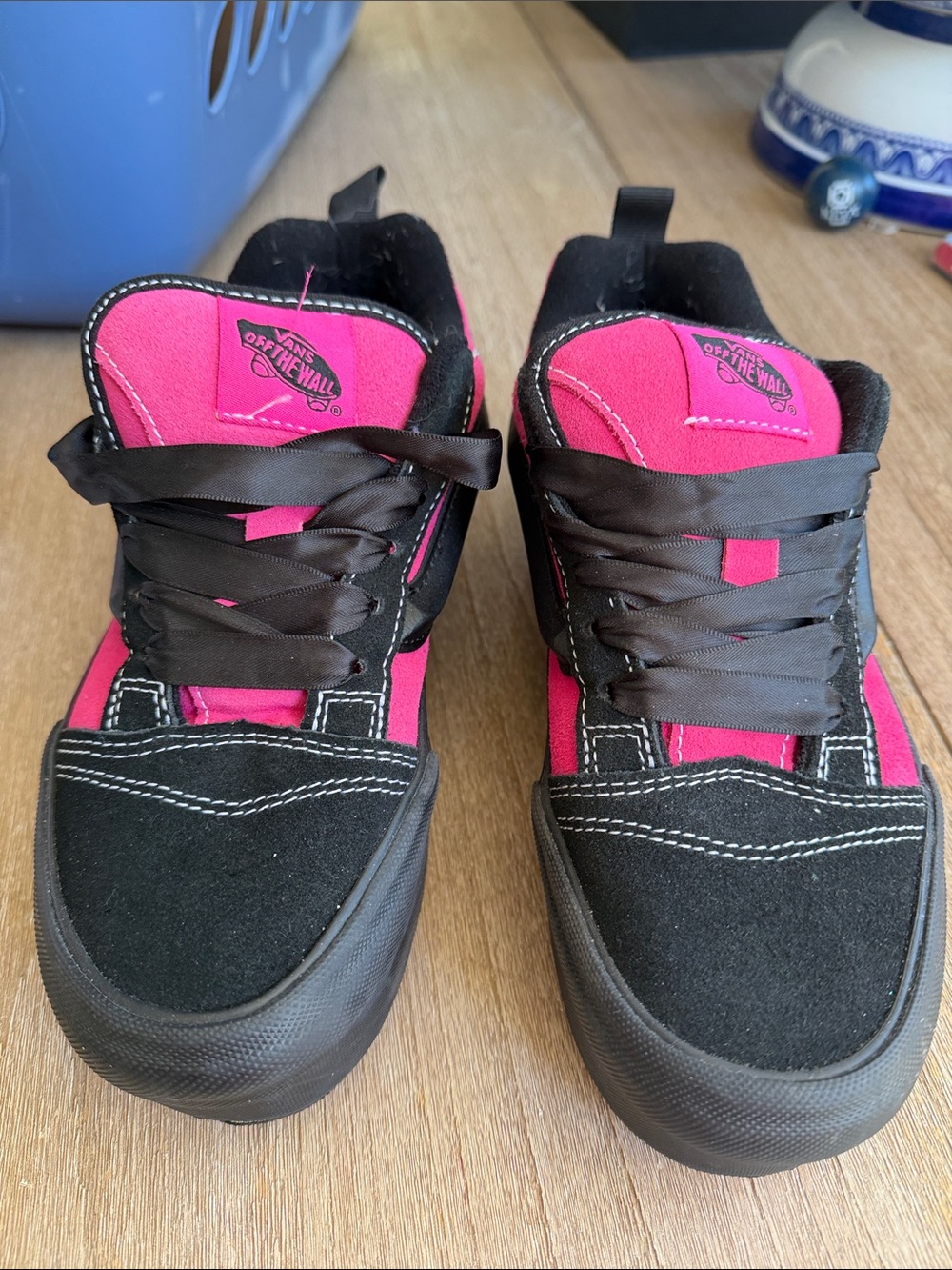 Platform sneaker - Picture 2 of 5